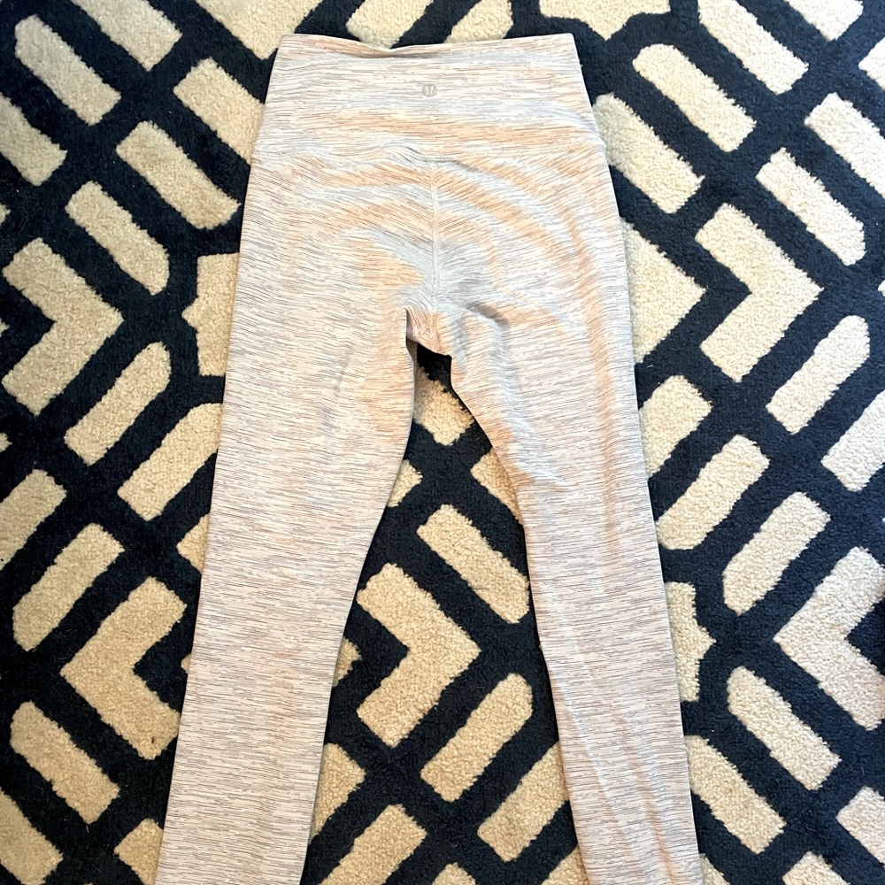 Lululemon Wunder Under wee are from space